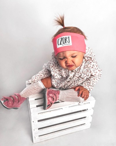 Opaska różowa Czort Minimiki.JPG