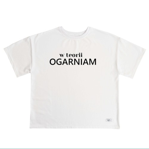 Biała koszulka damska w teorii ogarniam